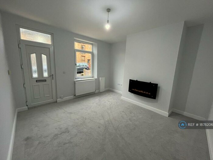 2 Bedroom Terraced House To Rent In Sheffield Road, Penistone, Sheffield, S36