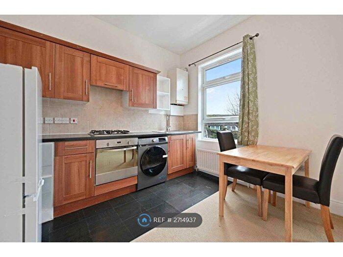 1 Bedroom Flat To Rent In Lille Road, London, SW6