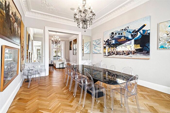 4 Bedroom Flat To Rent In Eccleston Square, London, SW1V