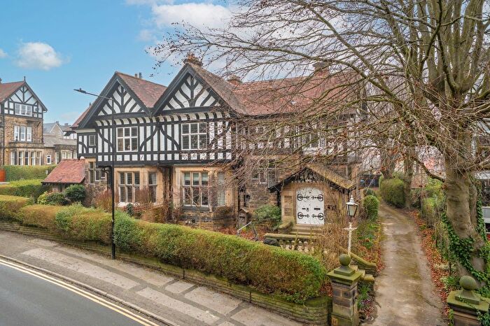 2 Bedroom Flat For Sale In Springfield Avenue, Harrogate, HG1