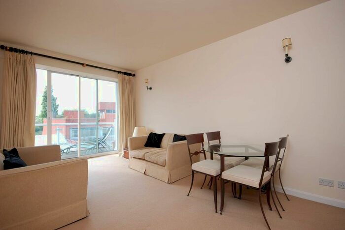 1 Bedroom Flat To Rent In Kew Bridge Road, Kew Bridge, Brentford, TW8