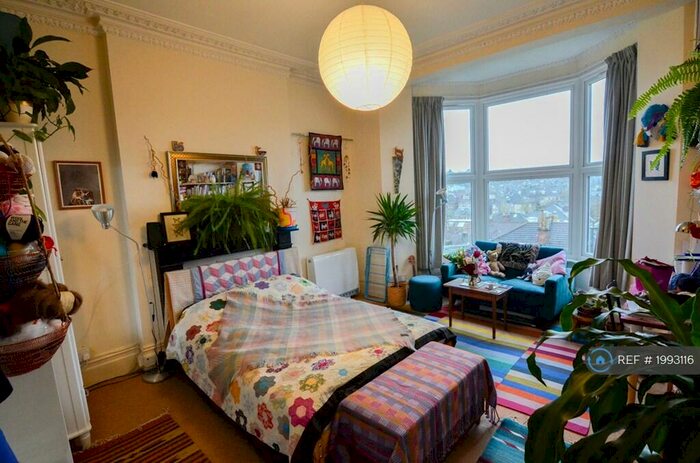 1 Bedroom Flat To Rent In Claremont Road, Bristol, BS7