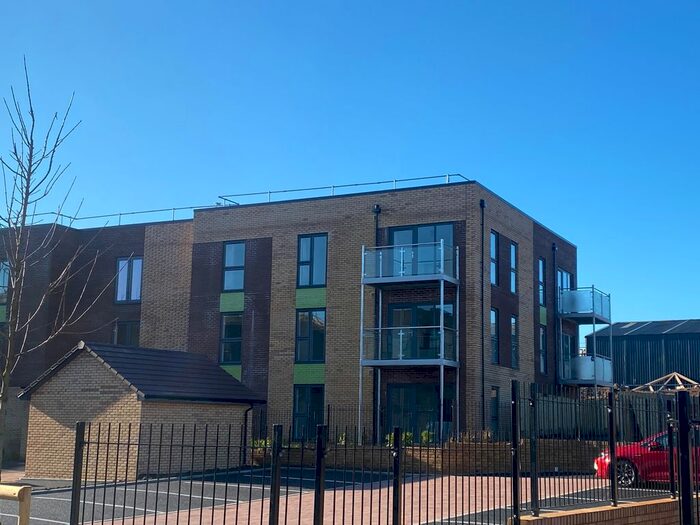 2 Bedroom Flat To Rent In Flatts Close, Stoke Gifford, Bristol, BS34