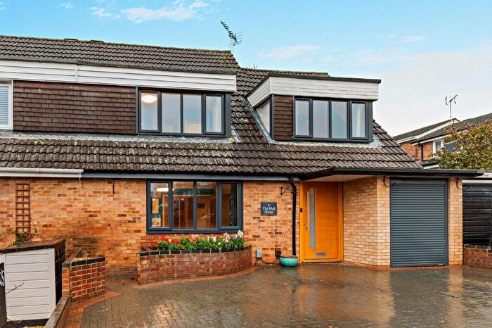 5 Bedroom Semi Detached House For Sale In Valley Rise, Royston, Hertfordshire, SG8