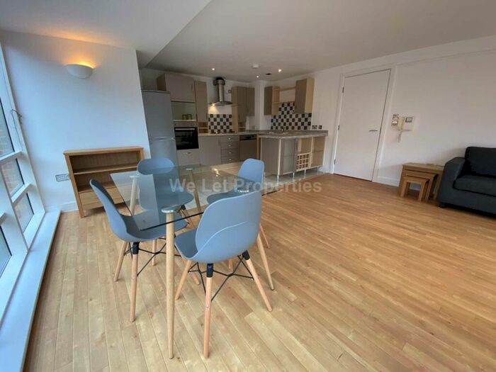 2 Bedroom Apartment To Rent In , Whitworth Street West, W3