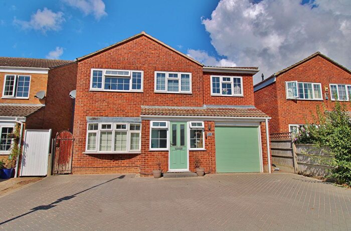 4 Bedroom Detached House For Sale In Plymouth Drive, Stubbington, PO14