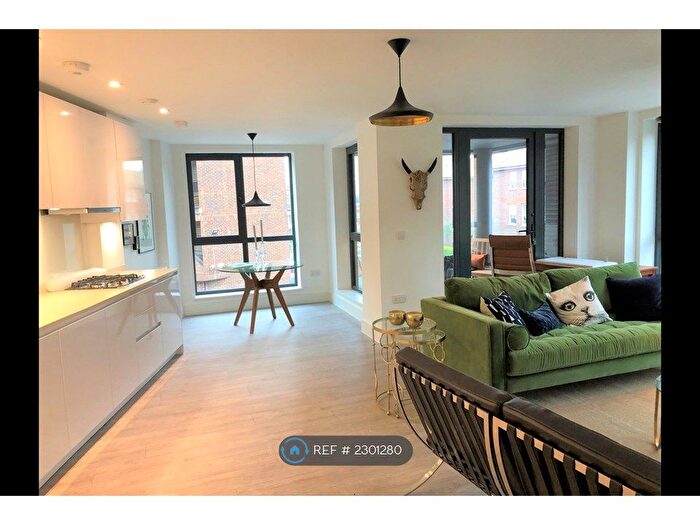 1 Bedroom Flat To Rent In Homesdale Road, Bromley, BR2