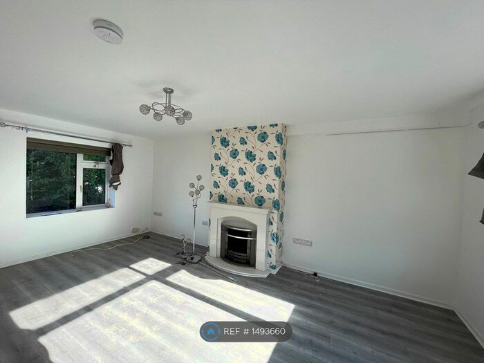 3 Bedroom Terraced House To Rent In Leigh Road, Sutton Coldfield, B75