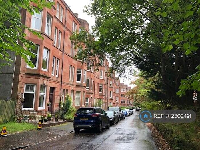 2 Bedroom Flat To Rent In Battlefield Road, Glasgow, G41