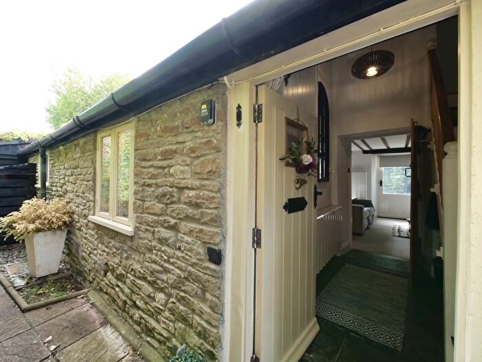 3 Bedroom Cottage For Sale In Stow Cottage, Henstridge, BA8