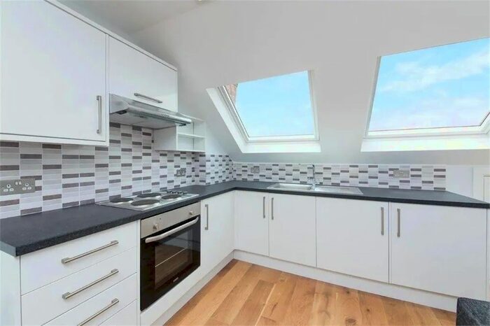 1 Bedroom Flat To Rent In Kings Road, Willesden Green, London, NW10