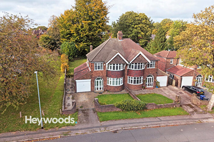 3 Bedroom Semi-Detached House For Sale In The Plaisaunce, Westlands, Newcastle-under-Lyme, Staffordshire, ST5