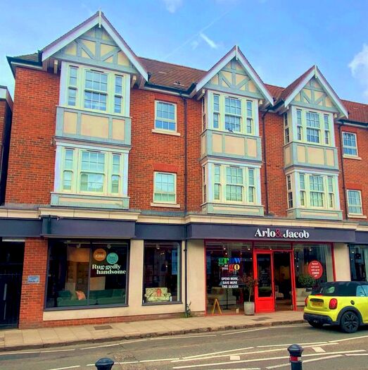 2 Bedroom Flat To Rent In Spittal Street, Marlow, SL7