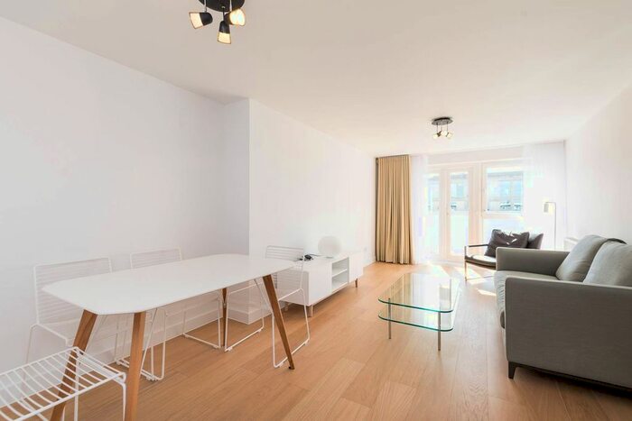 2 Bedroom Flat To Rent In Ebury Street, Belgravia, London, SW1W