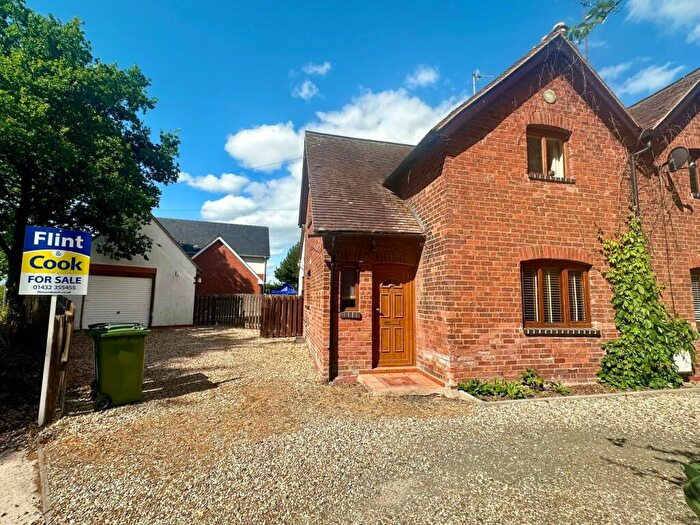 2 Bedroom Semi-Detached House For Sale In Kings Acre Road, Hereford, HR4