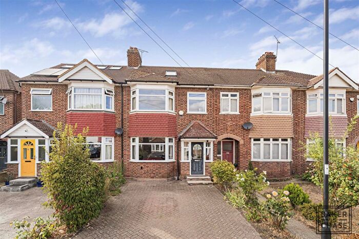 4 Bedroom Terraced House For Sale In Weardale Gardens, Enfield, EN2