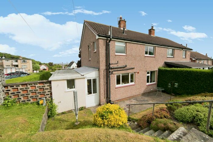 3 Bedroom Semi-Detached House For Sale In Maes Y Glyn, Colwyn Bay, Conwy, LL29