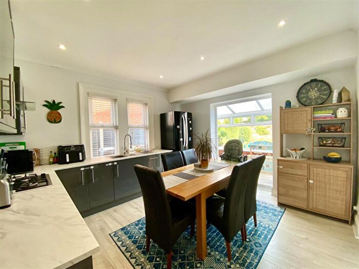 3 Bedroom Semi-Detached House For Sale In Station Avenue, Sandown, PO36