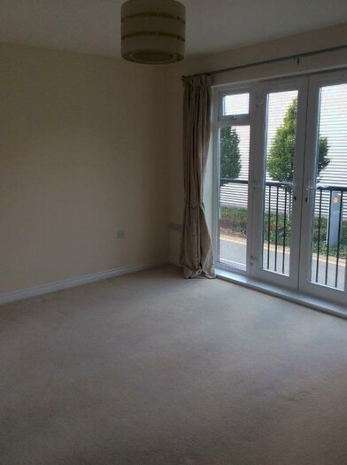 2 Bedroom Flat To Rent In Huxley Court, Stratford-upon-Avon, CV37
