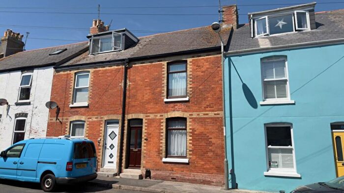 3 Bedroom Terraced House For Sale In Grosvenor Road, Portland, Dorset, DT5