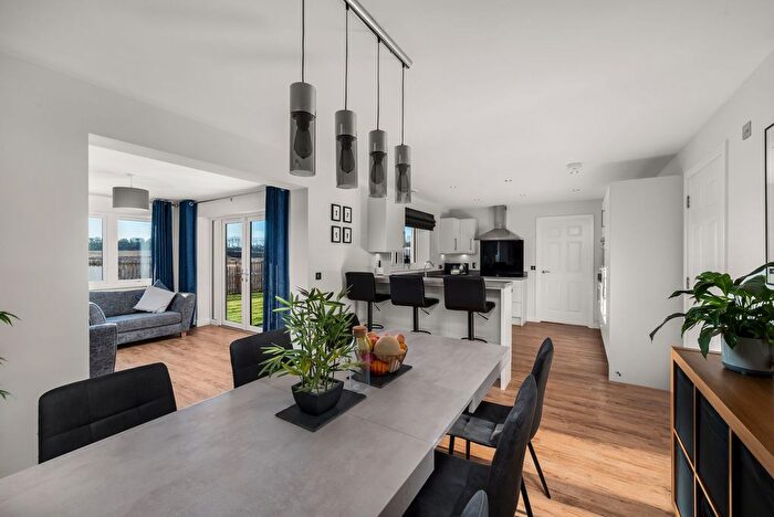 5 Bedroom Detached House For Sale In Grayhaugh Wynd, Dundee, DD2