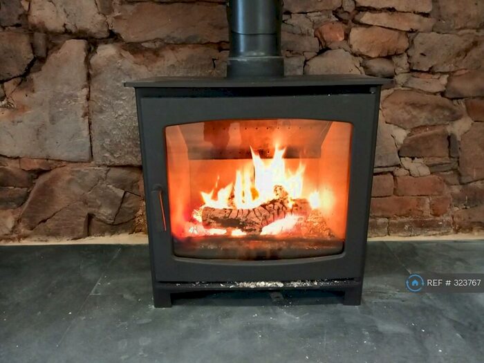 4 Bedroom Detached House To Rent In Church Road, Highampton, EX21