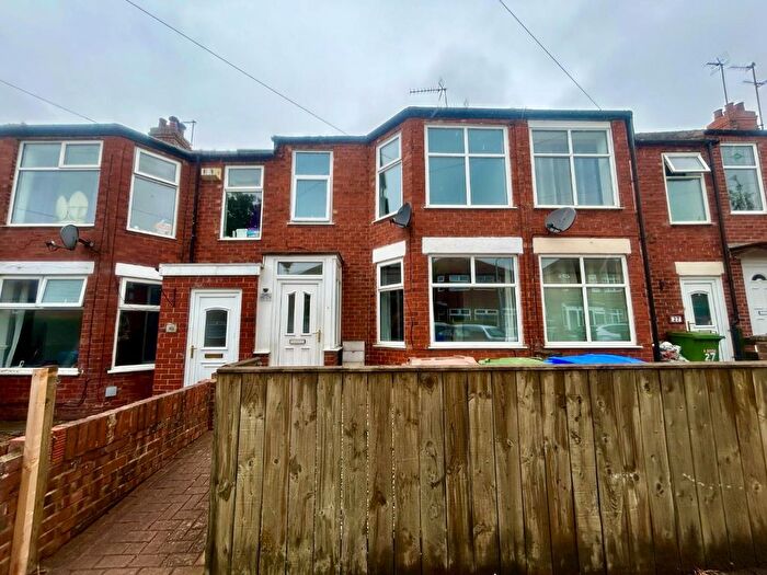 3 Bedroom Terraced House To Rent In Bed Mid-Terraced House, Marton Avenue, Bridlington, YO16