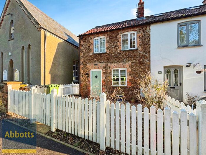 3 Bedroom House To Rent In Chapel Road- Pott Row, PE32