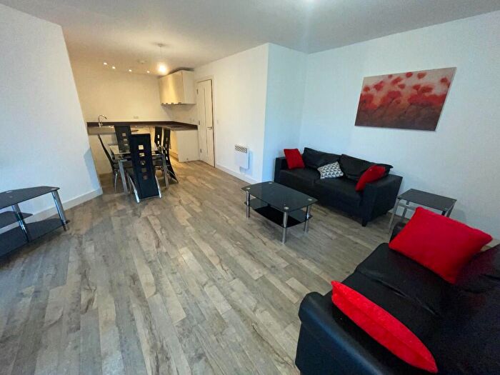 2 Bedroom Apartment To Rent In I-Land, Essex Street, Birmingham, B5