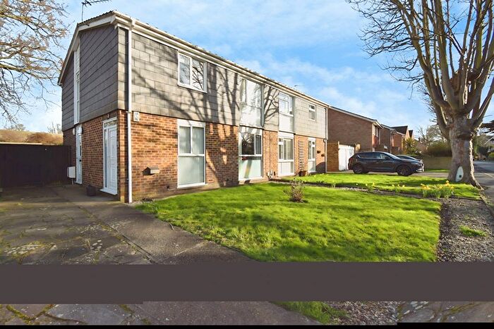2 Bedroom Maisonette To Rent In Berkhampstead Road, Belvedere, DA17