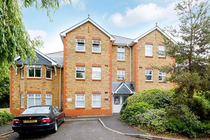 1 Bedroom Flat To Rent In Kings Road, Richmond, TW10