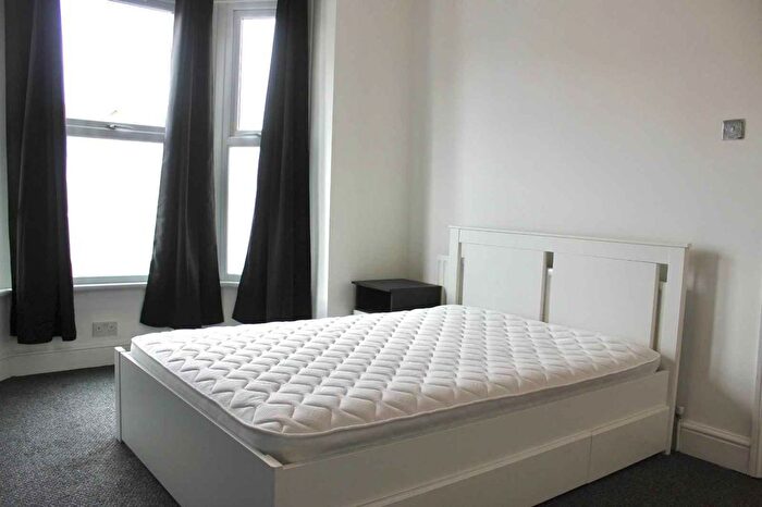 8 Bedroom Detached House To Rent In Marmion Road, Southsea, PO5