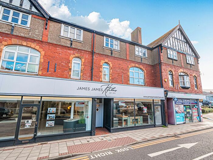 3 Bedroom Flat For Sale In Grange Road, West Kirby, CH48