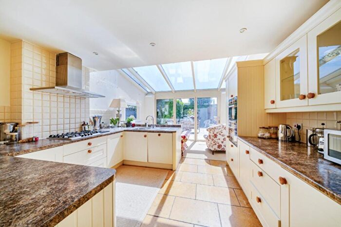 2 Bedroom House For Sale In Bexley Street, Windsor, SL4