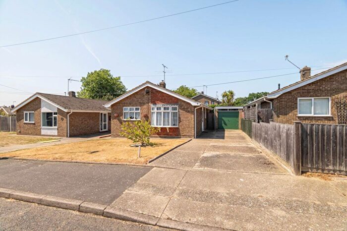 3 Bedroom Detached Bungalow For Sale In Grampian Way, Oulton Broad North, NR32
