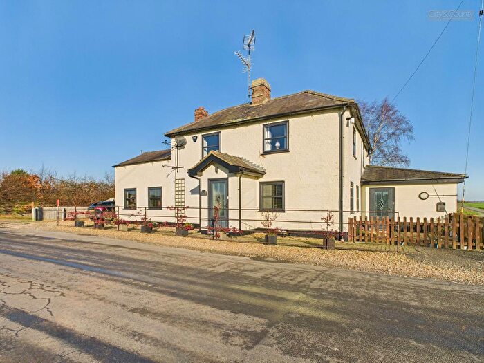 4 Bedroom Detached House For Sale In School Road, Marshland St. James, Wisbech, PE14