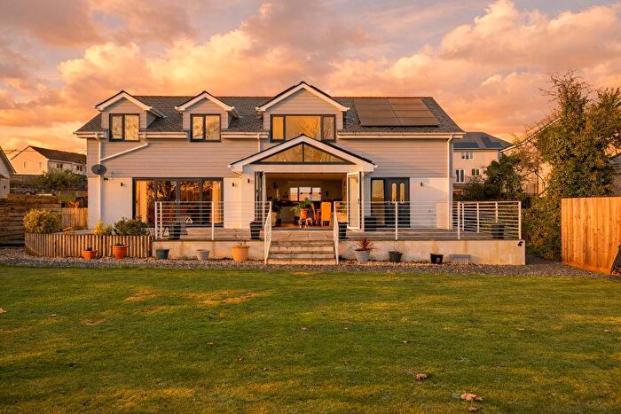 4 Bedroom Detached House For Sale In Green Hill, Egloshayle, Wadebridge, PL27