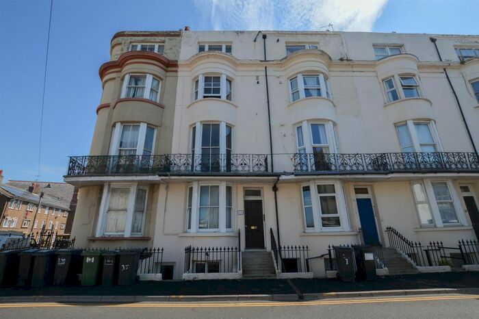 1 Bedroom Flat To Rent In Cavendish Place, Eastbourne, BN21