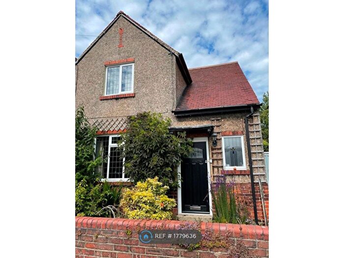 2 Bedroom Semi-Detached House To Rent In West Avenue, Whitley Bay, NE25