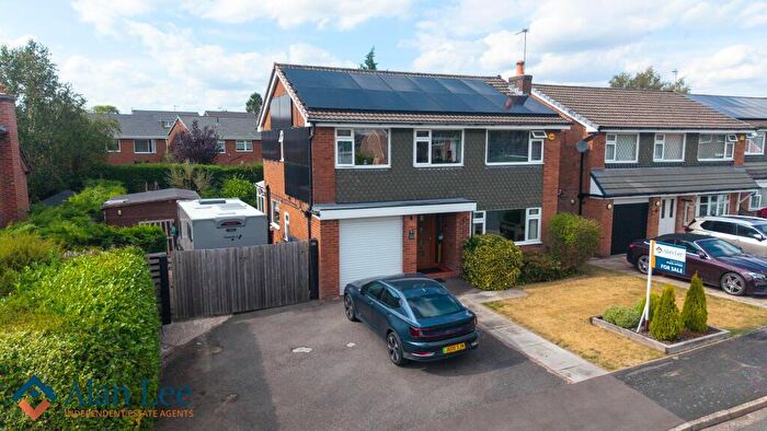 5 Bedroom Detached House For Sale In Brampton Avenue, Macclesfield, Cheshire, SK10