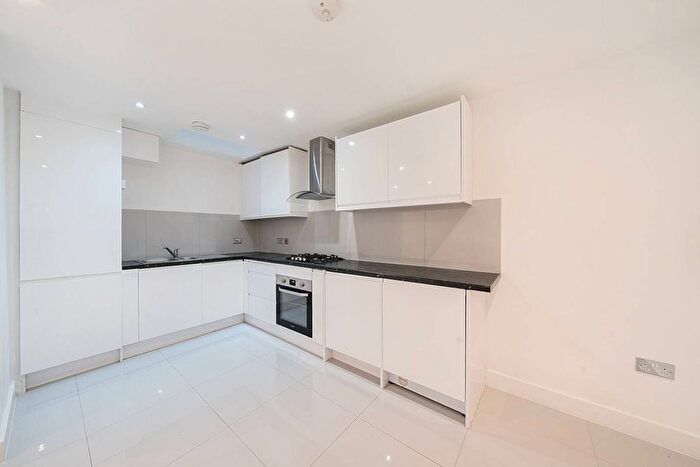 2 Bedroom Flat To Rent In Hugh Street, Victoria, London, SW1V