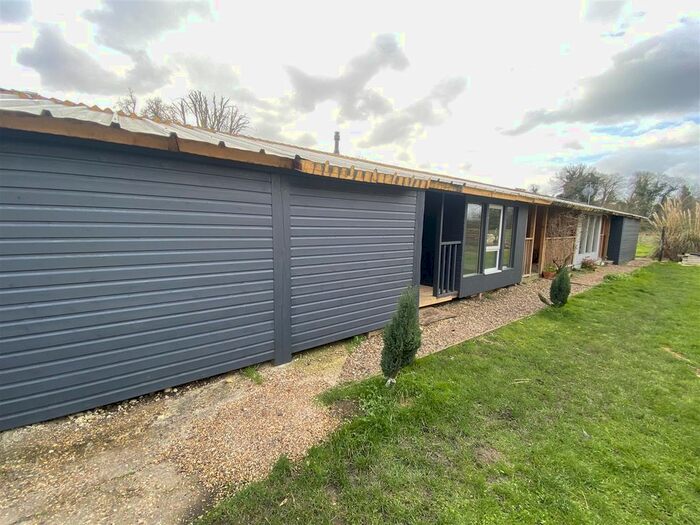 2 Bedroom Barn Conversion To Rent In Old Mill Lane, Uxbridge, UB8