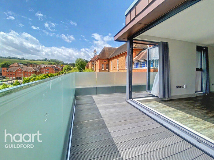3 Bedroom Apartment For Sale In Denzil Road, Guildford, GU2