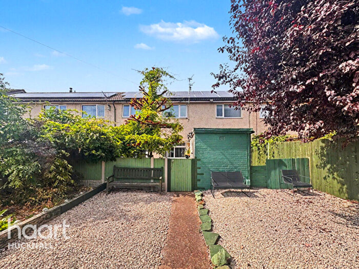 3 Bedroom Semi-Detached House For Sale In Quarry Avenue, Nottingham, NG6