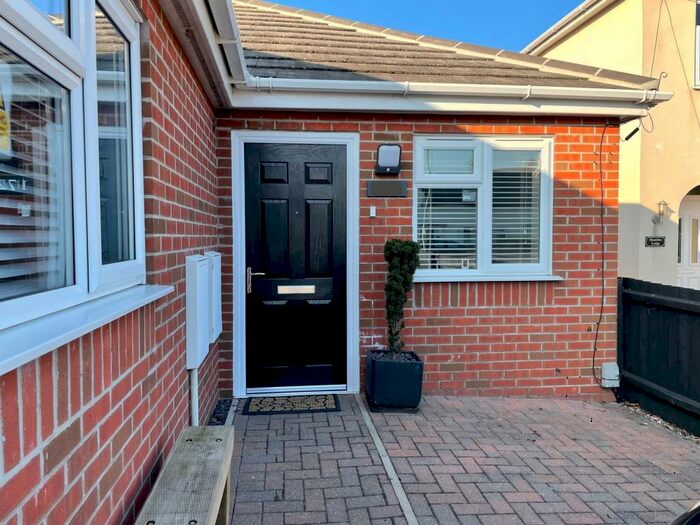 Apartment To Rent In Broadway, Yaxley, PE7