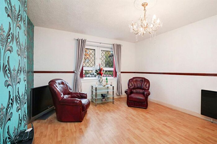 1 Bedroom Flat For Sale In Main Street, Rutherglen, Glasgow, South Lanarkshire, G73
