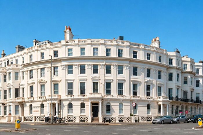 5 Bedroom Flat For Sale In St Aubyns, Hove, BN3