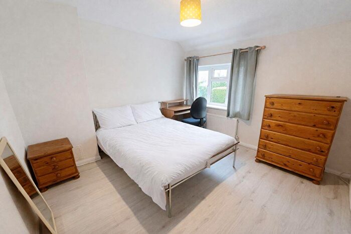 5 Bedroom Semi-Detached House To Rent In The Crescent, Brighton, BN2