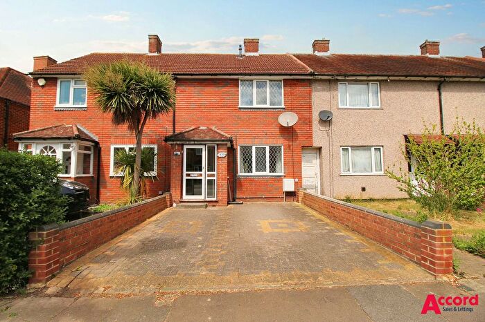 2 Bedroom Terraced House To Rent In Manford Way, Chigwell, IG7