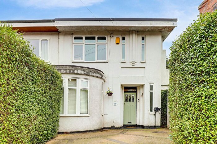 3 Bedroom Semi Detached House For Sale In Florence Road, Nottingham, NG3